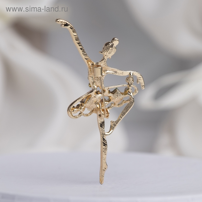 Брошь &laquo;Балерина&raquo; на сцене, цвет зелёно-малиновый в золоте