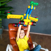 Конструктор &laquo;Авиагруппа&raquo;, 121 деталей