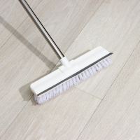 Щётка для подметания пола с водосгоном Доляна, черенок из нержавеющей стали, 28&times;6,5&times;117 см