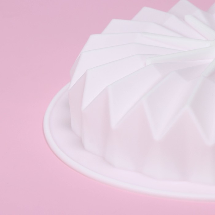 Форма для муссовых десертов и выпечки Доляна «Оригами», силикон, внутренний d=15,3 см, 18,5×18,5 см, цвет белый Форма для муссовых десертов и выпечки Доляна «Оригами», силикон, внутренний d=15,3 см, 18,5×18,5 см, цвет белый