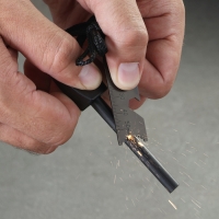 Набор для выживания "Егерь" свисток высокочастотный, огниво