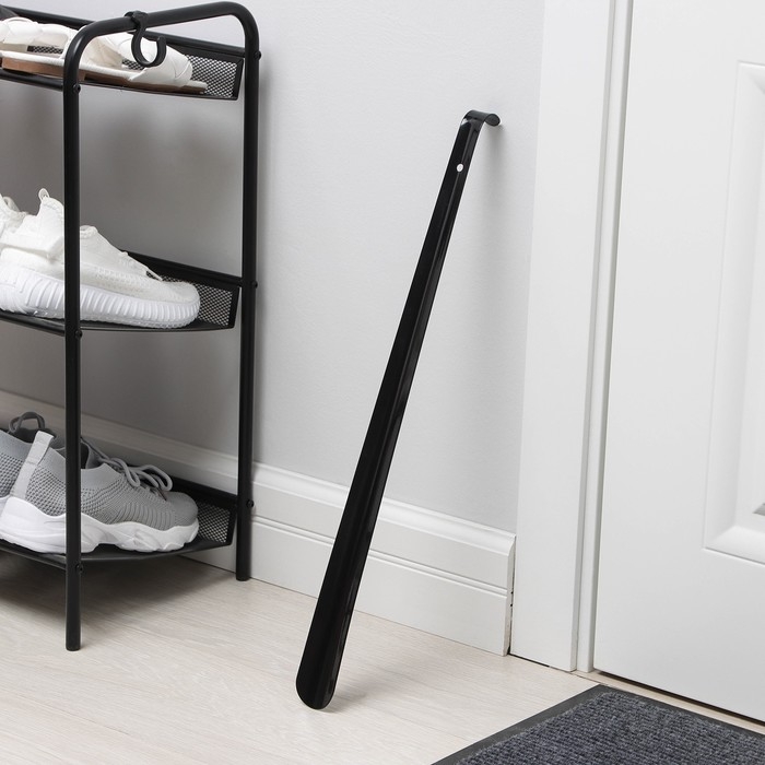 Ложка для обуви с крючком, 56,5&times;4,5 см, металл, цвет МИКС