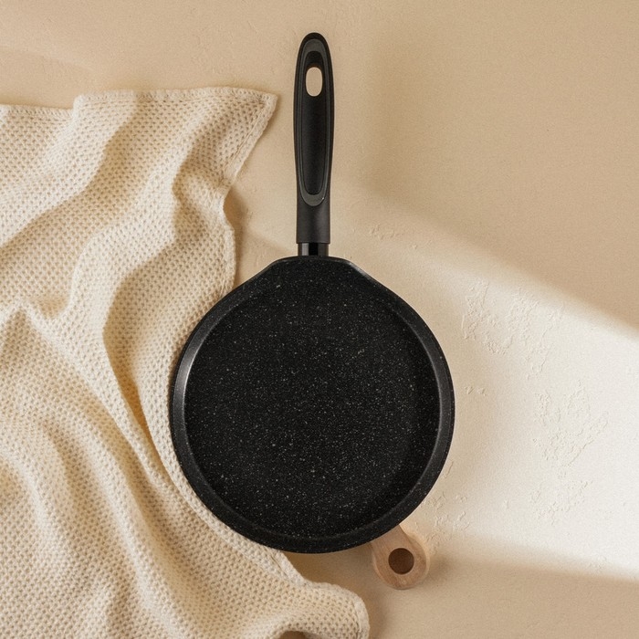 Сковорода блинная алюминиевая с антипригарным покрытием SL Home, d=22 см, h=1,6 см, индукция, цвет чёрный Сковорода блинная алюминиевая с антипригарным покрытием SL Home, d=22 см, h=1,6 см, индукция, цвет чёрный