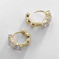 Серьги-кольца XUPING яркая звезда, цвет белый в золоте, d=1,5 см Серьги-кольца XUPING яркая звезда, цвет белый в золоте, d=1,5 см