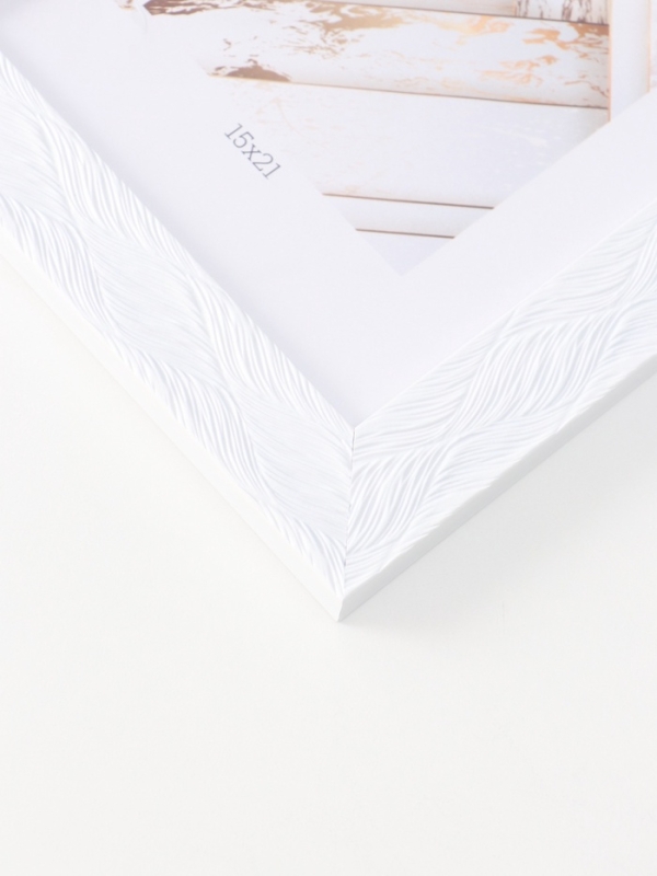 Фоторамка пластик "МИРАМ" 15х21 см, белый, волнистый