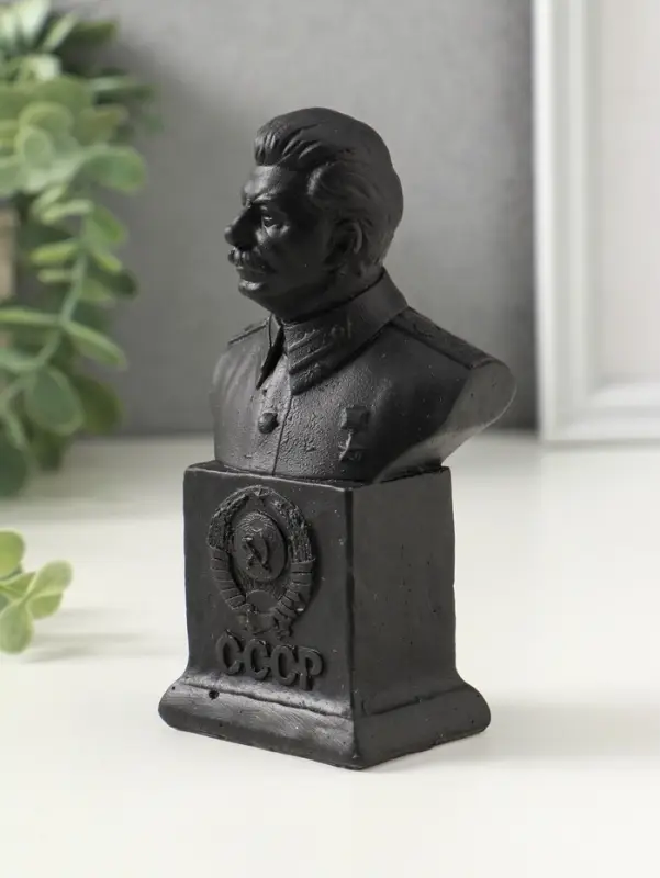 Бюст Сталина, 12х6.5х4.5см, графит