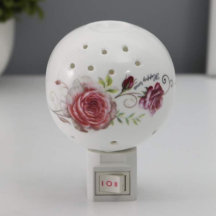 Светильник "Розочка" 1х7Вт Е11 белый 6х8х10см