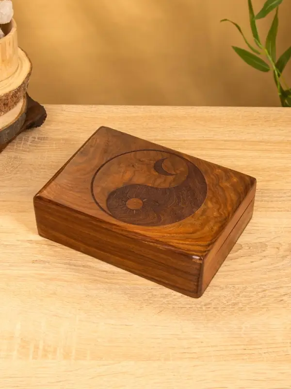 Шкатулка "Инь-ян" 20х15х6 см, дерево шишам