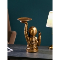 Подставка для мелочей &laquo;Космонавт&raquo;, полистоун, 47 см, цвет золото