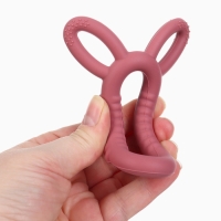 Прорезыватель силиконовый для зубов Крошка Я &laquo;Зайка&raquo;, красный