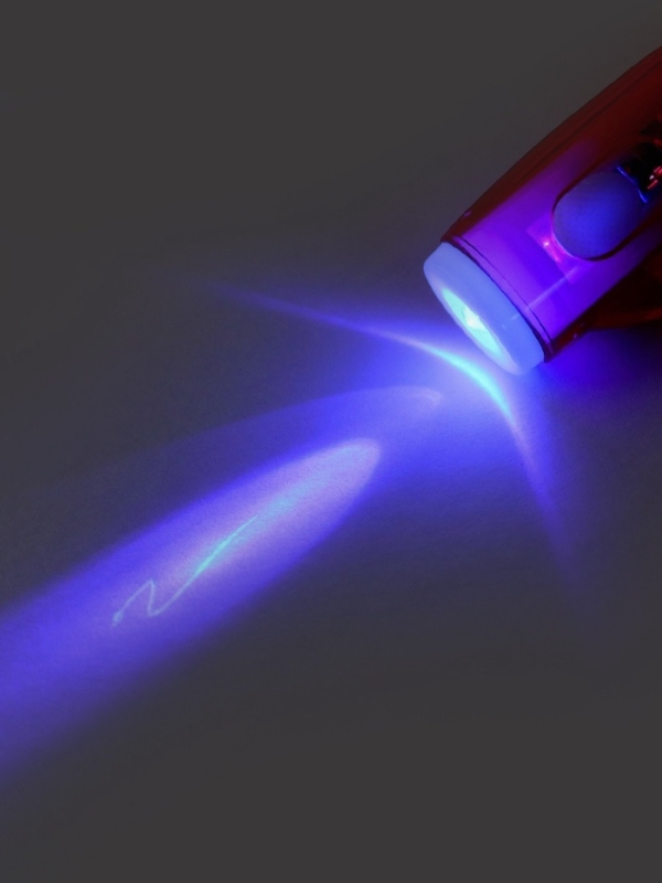 Подарочный набор: ручка с невидимыми чернилами и блокнот А6, 16 л «Лучшему защитнику 23 февраля» Подарочный набор: ручка с невидимыми чернилами и блокнот А6, 16 л «Лучшему защитнику 23 февраля»