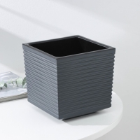 Кашпо со вставкой «Стиль», 3 л, цвет графит Кашпо со вставкой «Стиль», 3 л, цвет графит