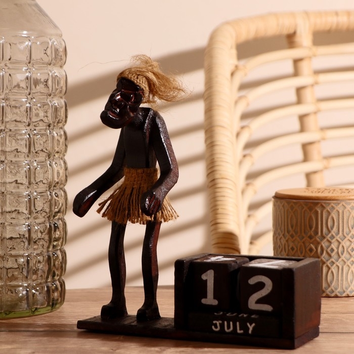 Сувенир дерево календарь "Абориген" 14х20х8 см  МИКС