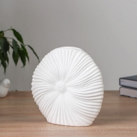 Керамическая ваза декоративная настольная &laquo;Гисберт&raquo;, для цветов, сухоцветов, 19 см, белый