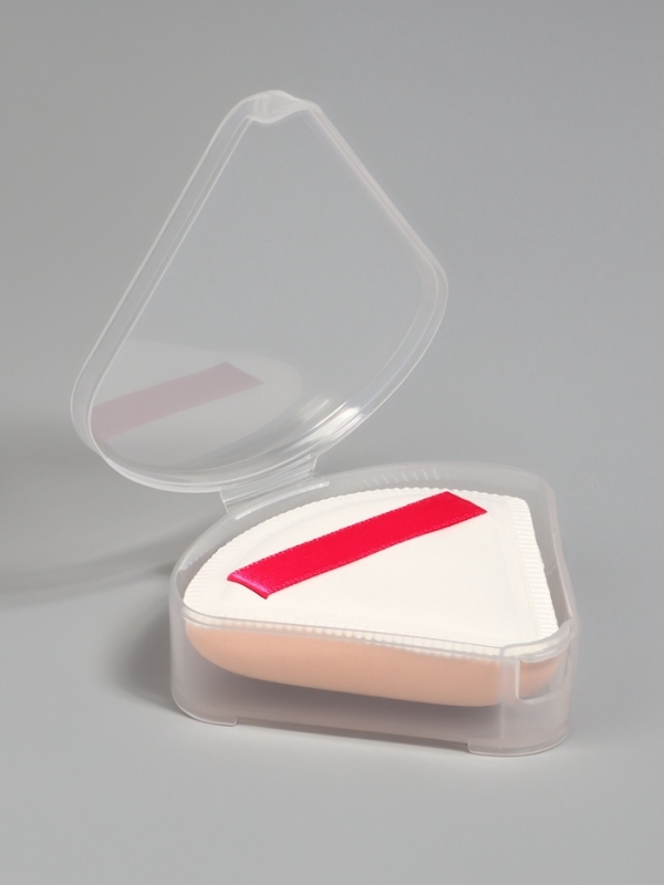 Спонж д/макияжа треуг с держат 7*7см  в пласт футляре латекс белый пакет QF