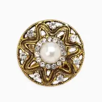 Кольцо для платка "Цветок в круге", цвет белый в чернёном золоте