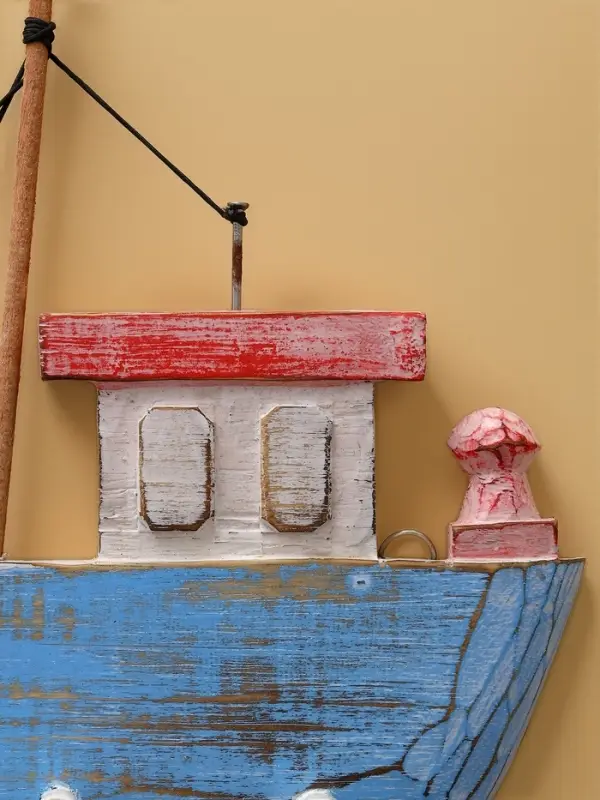 Вешалка "Корабль" дерево 30х5х25 см