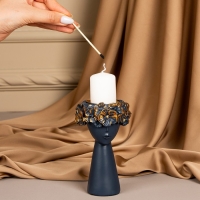 Подсвечник полистоун &laquo;Девушка с венком&raquo; 9,5 х 9,5 х 14 см МИКС