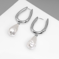 Серьги с жемчугом &laquo;Бусина&raquo; груша, цвет серебро