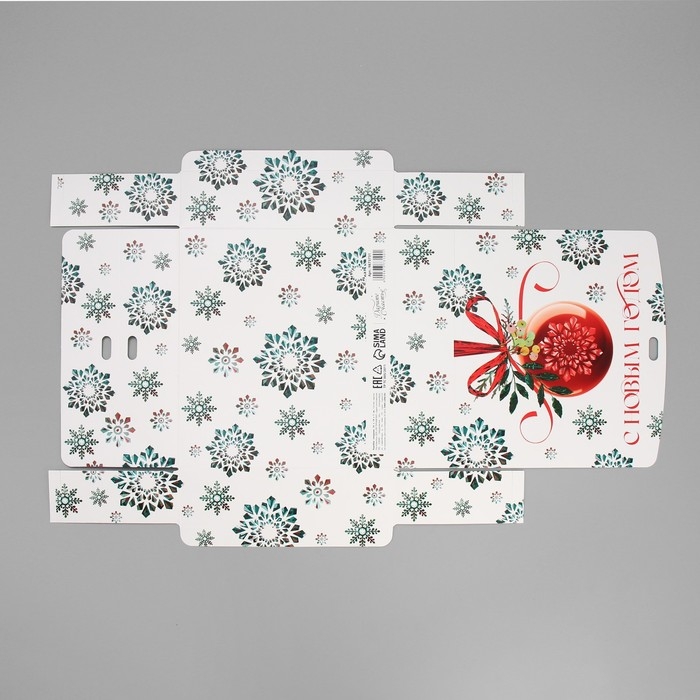 Коробка подарочная новогодняя складная &laquo;Снежинки&raquo;, 20 х 18 х 5 см, БЕЗ ЛЕНТЫ, Новый год