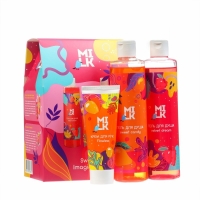 Подарочный набор косметики Milk: гель для душа 2 шт по 300 мл + крем для рук, 75 мл Подарочный набор косметики Milk: гель для душа 2 шт по 300 мл + крем для рук, 75 мл