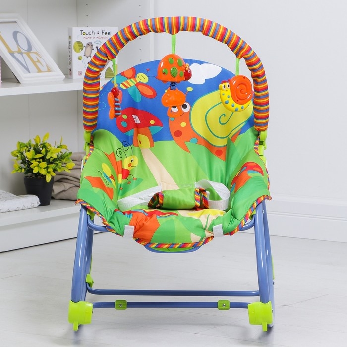 Шезлонг &laquo;Улитка и друзья&raquo;, с погремушками