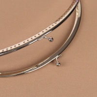 Фермуар пришивной &laquo;Полукруг&raquo;, 20 см, цвет серебряный