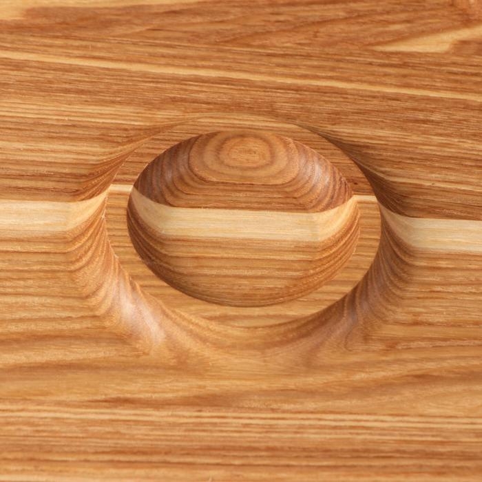 Менажница деревянная "Славянская", 30 см, с разделочной доской и соусником, массив ясеня