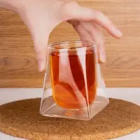 Стакан с двойными стенками Quadroni