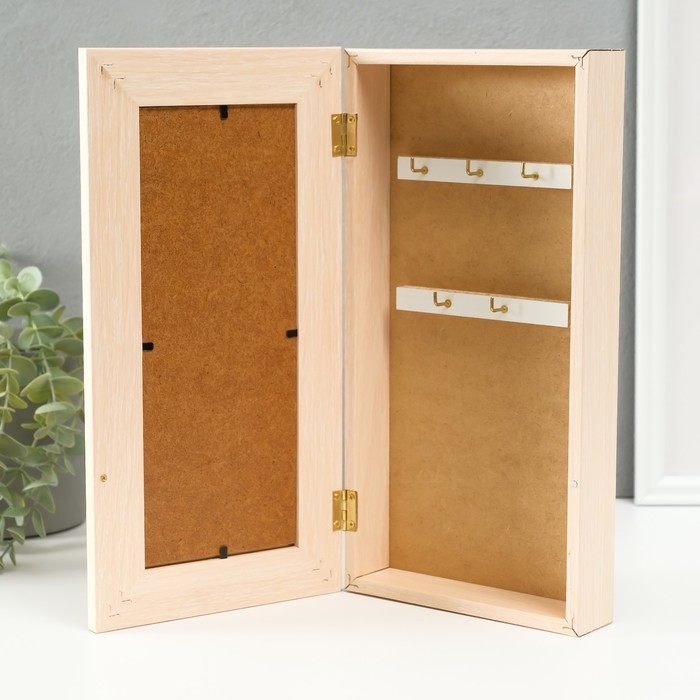 Ключница Ключница "Пять перьев" молочный дуб 16х31 см МИКС