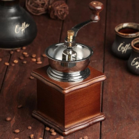 Кофемолка ручная &laquo;Светлое дерево&raquo;, 9,5&times;16 см