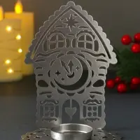 Подсвечник новогодний "Домик с часами" серебряный 6,7х10х13,5 см