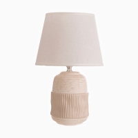 Лампа настольная "Дарианна" 1х40Вт Е14 бежевый 29х20х32,5 Лампа настольная "Дарианна" 1х40Вт Е14 бежевый 29х20х32,5