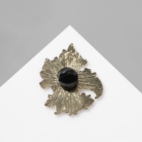 Значок &laquo;Япония&raquo; лис, цветной в золоте