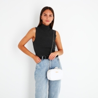 Сумка кросс-боди на молнии, цвет белый Сумка кросс-боди на молнии, цвет белый