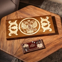 Нарды ручной работы "Герб", 60х30 см, с шахматным полем, Армения Нарды ручной работы "Герб", 60х30 см, с шахматным полем, Армения