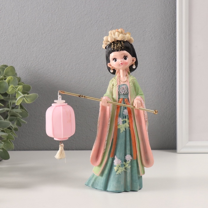 Сувенир полистоун свет "Девочка в кимоно с фонариком" зеленый 1хLR41 7,6х14х22 см