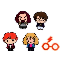 Фигурка-сюрприз &laquo;Волшебные герои&raquo;, 24 вида, 5 стикеров, МИКС