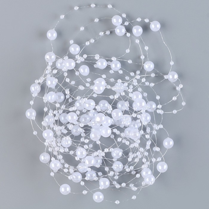 Леска для декора с бусинками, длина &mdash; 4,8 м, цвет белый