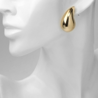 Серьги пластик &laquo;Капля&raquo; изогнутая мах, цвет золото