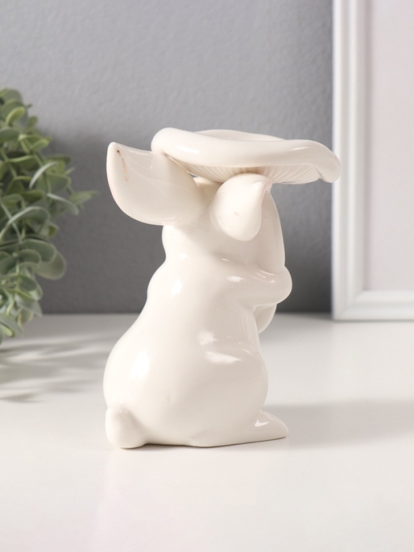 Сувенир керамика "Белый кролик под грибочком" 8х9х13 см