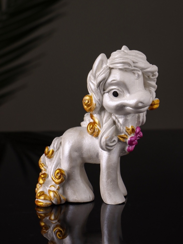 Статуэтка "Пони Красотка" 10х7х5 см, перламутр