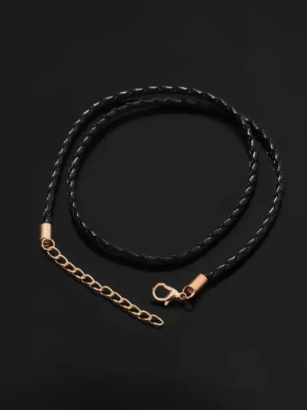 Шнурок кожаный d=3 мм, 45 см, чёрный в золоте, косичка