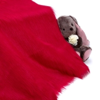 Лоскут 50 × 50 см, мех длинноворсовый на трикотажной основе, цвет малиновый Лоскут 50 × 50 см, мех длинноворсовый на трикотажной основе, цвет малиновый