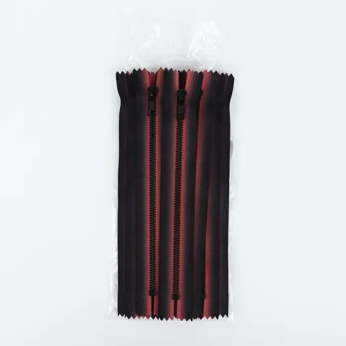 Молния &laquo;Трактор&raquo;, №5, неразъёмная, замок автомат, 20 см, красная, чёрная