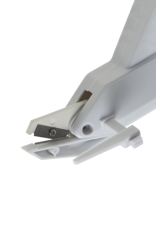 Ножницы аккумуляторные ТУНДРА, для работы с тканью, 2хАА Ножницы аккумуляторные ТУНДРА, для работы с тканью, 2хАА