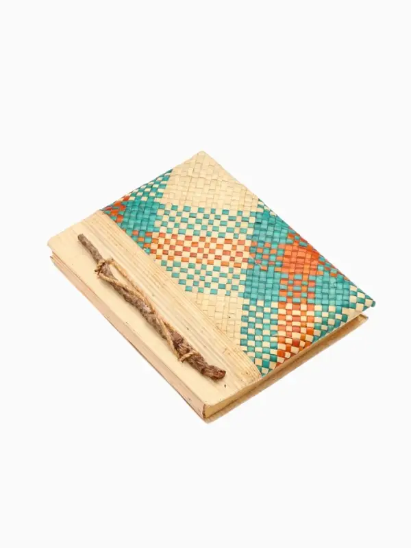 Блокнотик плетёный, 48 листов, 14&times;18&times;2 см, красно-синий-зелёный