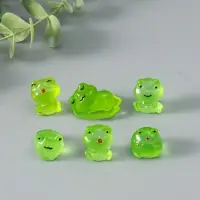 Сувенир эпоксидная смола флюоресцентный "Лягушата" набор 6 шт 3,2х2,5х2 см