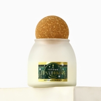 Свеча новогодняя, аромат манящая ваниль , 9 х 6,5 см