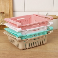 Полка подвесная в холодильник раздвижная Доляна, 20(28)&times;16,2&times;7,5 см, цвет МИКС